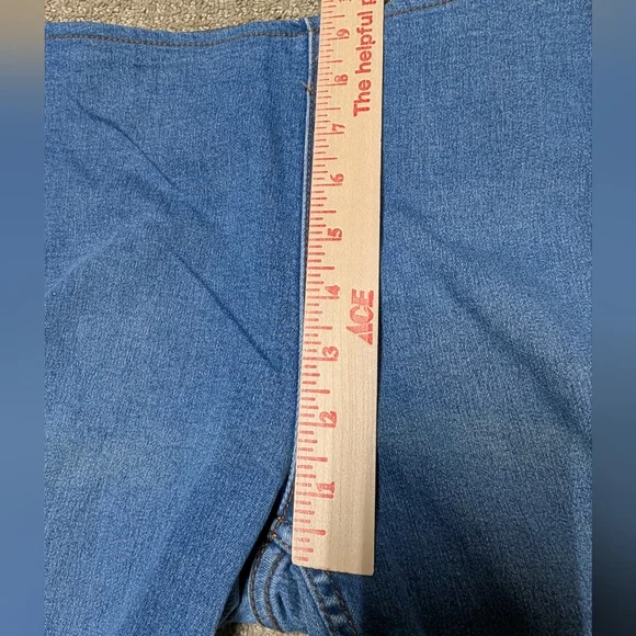 We The Free Mid Rise Bell Bottom Super Flare Jeans Womens 30 Pull On Boho Denim - Picture 7 of 10